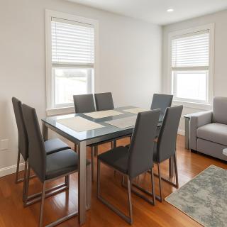 Adam's apartment Modern 3BR 2BA Free Parking by Swampscott Beach By Amana Green realty - 7