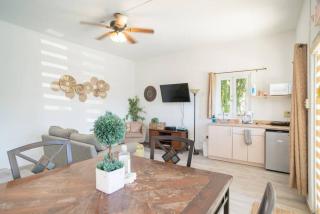 Casa Loba Suite 1 with an outdoor tub - 1