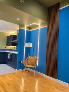 The Blue Loft - Modern City Apartment - 9