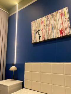 The Blue Loft - Modern City Apartment - 4