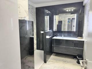 Beau 3 pieces, Vue Mer, 100m du Casino et des plages, double exposition avec terrasses - Menton - 2