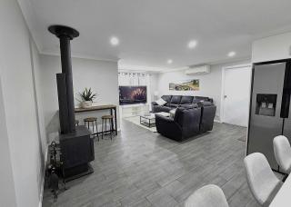 Duckenfield Haven - 2