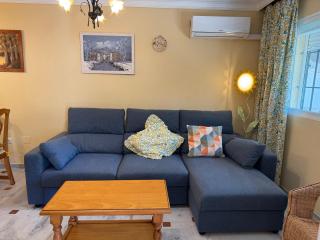 Bonito apartamento con jardín, piscina y aparcamiento gratuito - 8