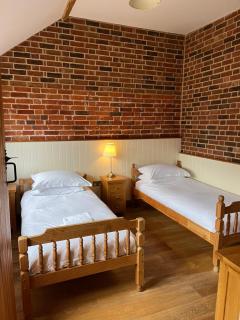 Blashford Manor Farmhouse Holiday Cottage - The Shire Cottage - 7