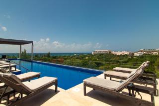 Happy Vibes Getaway with Stellar Oceanview Roof Pool! - 5