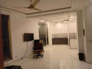 1 Bed Apartment in Bahria Orchard, Lahore - 8