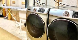 House of 3 Bed 3 Wash-Crib-King Bed-85' TV-Wrkspce - 0