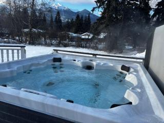 Amazing Views, Northern Lights, Stargazing Entire Guest Suite in Golden, BC Canada - 9