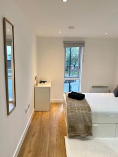 City Apartment-Gym-Terrace-Games Room-Free Parking - 3