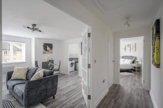 2 Luxurious Apartments with Free Parking near Chelmsford City - 8