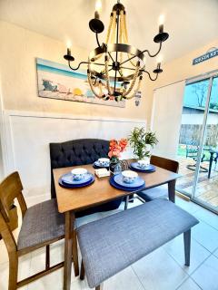 Relaxing 2 bed Siesta Key bungalow minutes from the beach - 1