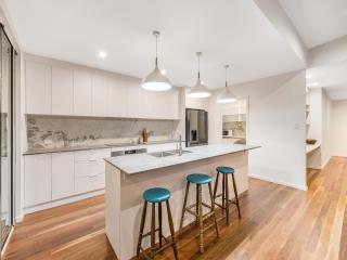 3 Moffat Beach Holiday House - 9