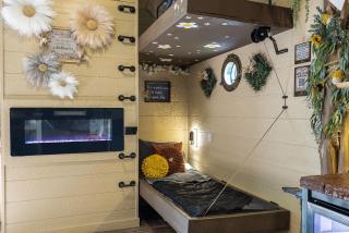 "Among the Wildflowers" Scenic Treehouse Getaway in Sevierville w 20ft Slide & 2 Private Decks - 6