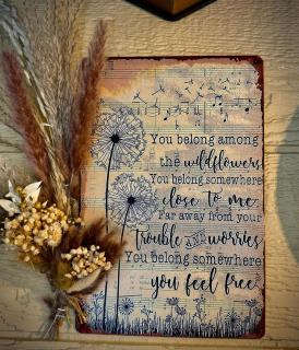 "Among the Wildflowers" Scenic Treehouse Getaway in Sevierville w 20ft Slide & 2 Private Decks - 4