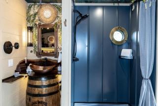 "Among the Wildflowers" Scenic Treehouse Getaway in Sevierville w 20ft Slide & 2 Private Decks - 3