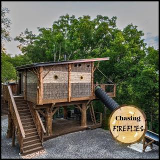 "Chasing Fireflies" Cozy Family Treehouse Retreat in the Smoky Mountains-Just 10 Miles to Dollywood - 2