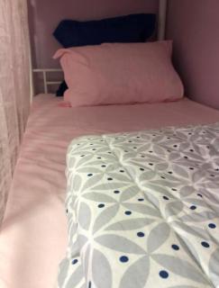 Female dorm- Femme dortoir Paris 8pm-10am - 6