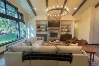 The Farmhouse at Suncadia - 7