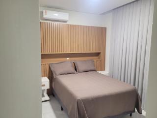 Apartamento 2 suites Luxo, 1 quadra mar, Piscina Climatizada no condominio - 9