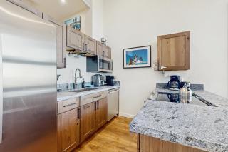 Lakeview Landing - 1