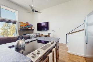 Lakeview Landing - 1