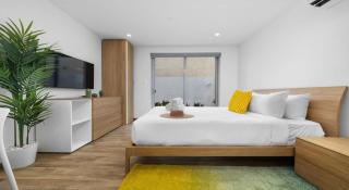 BRAND NEW Studio w/Pool, GYM, Rooftop @ Palm Beach - 8