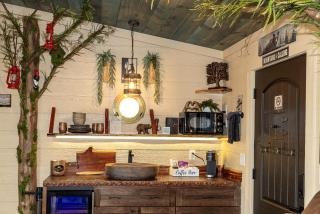 "Morning Wood" Luxury Treehouse Retreat Near Dollywood & Pigeon Forge - 4