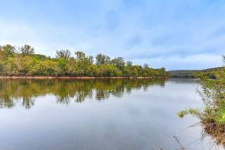 Fire Pit, Screened Deck Riverfront Ozarks Cabin! - 8