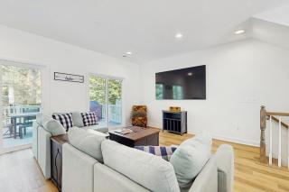 Stillwater Escape - Glenora - 9