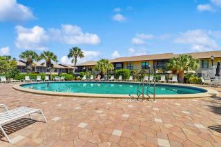 The Palm Collection - 8