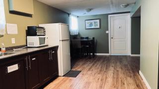 Private Rooms Close to NAIT Guest House For Men Only - 5