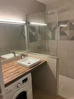 Appartement en résidence avec terrasse, piscine - 8