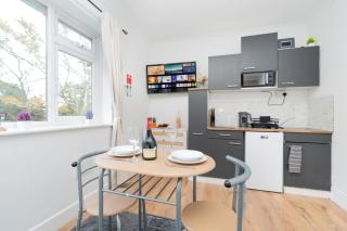 Open Mind Property- Cosy Studio Flat Bournemouth - 9