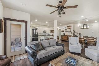 Aspen Crest Condo 4BR Clubhouse Access - 3