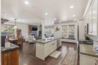 Aspen Crest Condo 4BR Clubhouse Access - 1