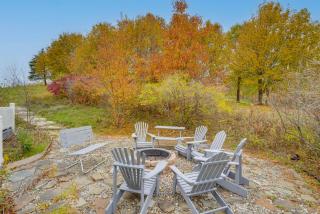 Expansive Upstate Home with Home Theater! - 9