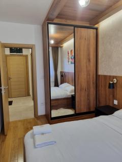 Royal Garden Centar apartmani - 3