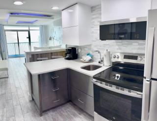 Miami Vibes in Myrtle Beach Seawatch Resort 1703NT - 9