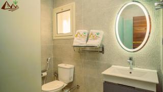 Tutankhamun Pyramids boutique - 6