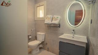 Tutankhamun Pyramids boutique - 1