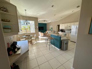 South Venice Pool, Your True Home Away From Home! - 4