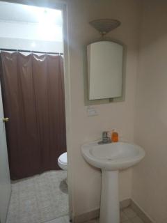 Casa con aire acondicionado en habitación - 9