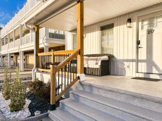Elegant 3BR 2BA Entire Apartment Short Walk To The Beach Heart Of Wildwood - 8