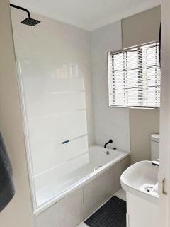 Saints Townhouse - 1