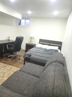 Forest City Room Family Style Room 2 - 7