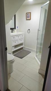 Forest City Room Family Style Room 2 - 4