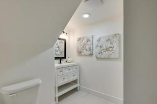 Forest City Room Family Style Room 2 - 2