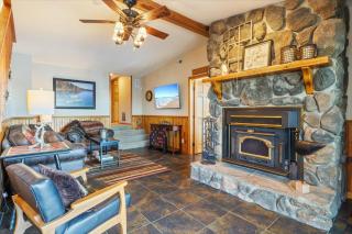 Cozy Digs Lake Lodge w/ 2 Decks, Game Room, Private Dock & Boat Slip - 2