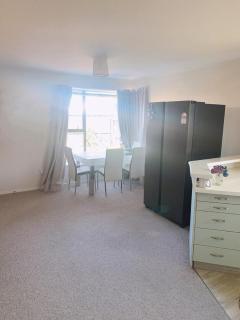 City convenient meets cozy comfort in Riccarton - 4