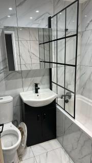 2 Bed Apt in Wigan - 2